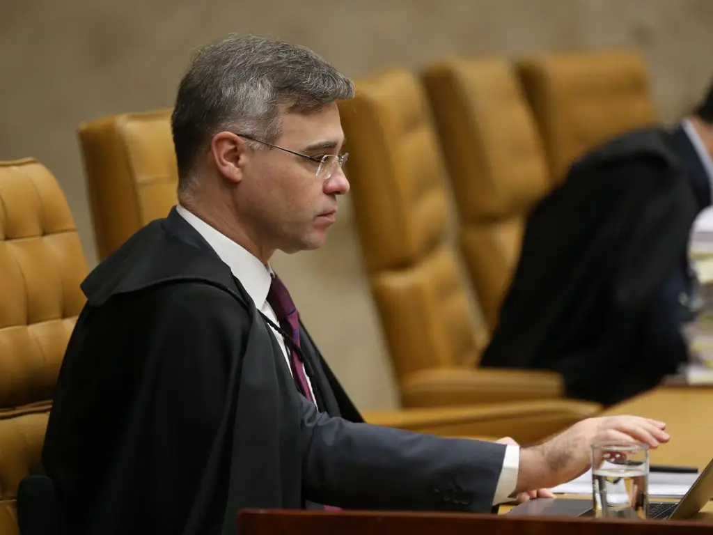 Mendonça nega acesso a celular de Vorcaro e que medida poderia afetar investigação Mendonça nega acesso a celular de Vorcaro e que medida poderia afetar investigação