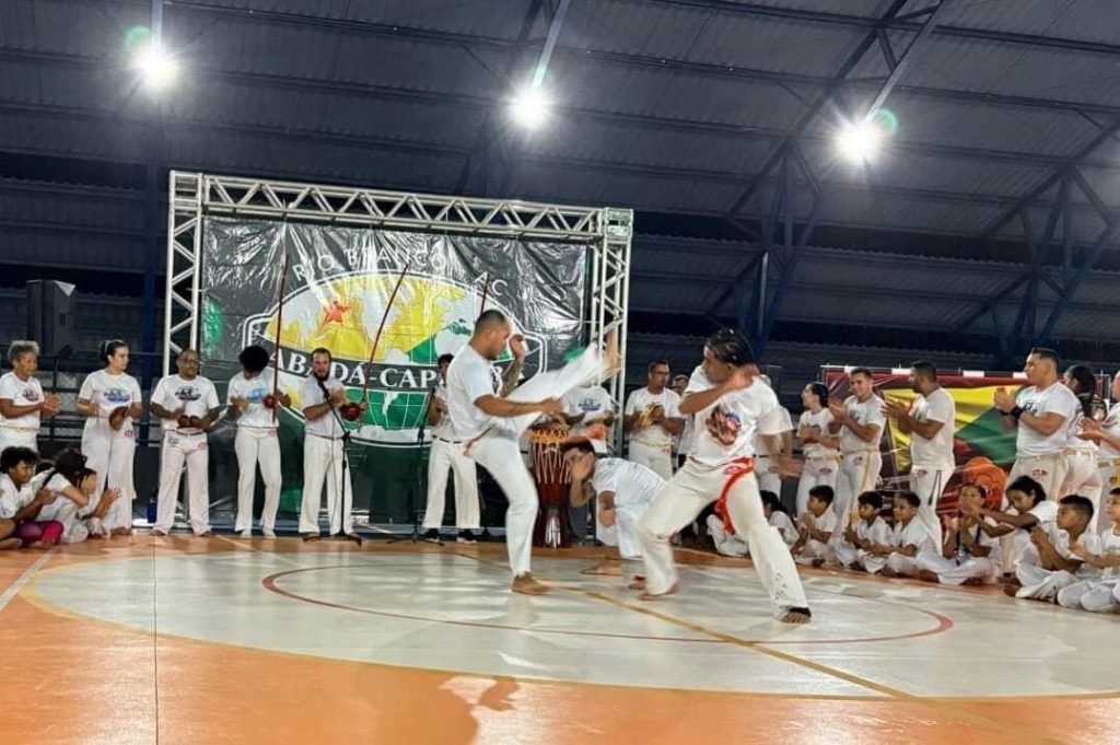 Abadá Capoeira realiza Festival em Rio Branco com 35 graduados