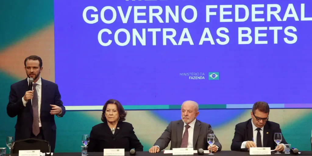 Bets passam a ser proibidas no país e apostador receberá saldo Bets que continuarem no ar após prazo serão bloqueadas, diz Durigan