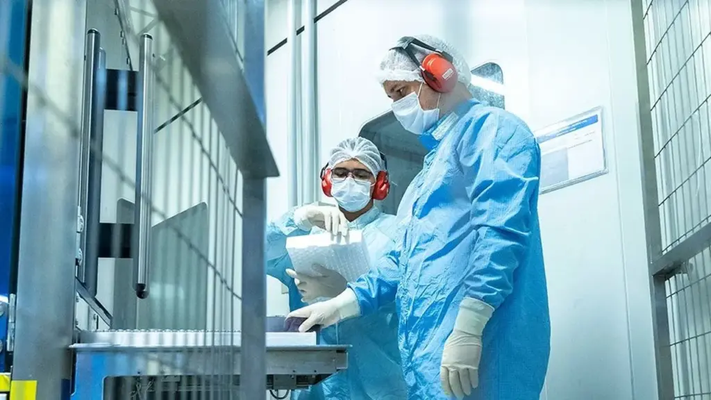 Brasil investe R$ 210 milhões em três plataformas de RNA e prepara para 2027 os primeiros testes clínicos de vacina nacional de mRNA