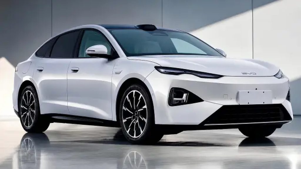 Novo Sedã BYD Seal 07 elétrico de 408 cv, com até 875 km de autonomia e recarga ultrarrápida em nove minutos