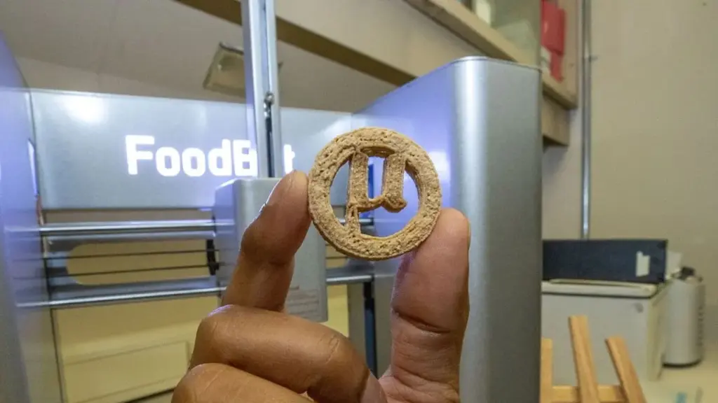 Cientistas transformam garrafas PET em ingredientes usados para produzir biscoitos