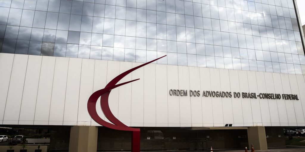 Lei que amplia cargos da diretoria da OAB é sancionada Lei que amplia cargos da diretoria da OAB é sancionada