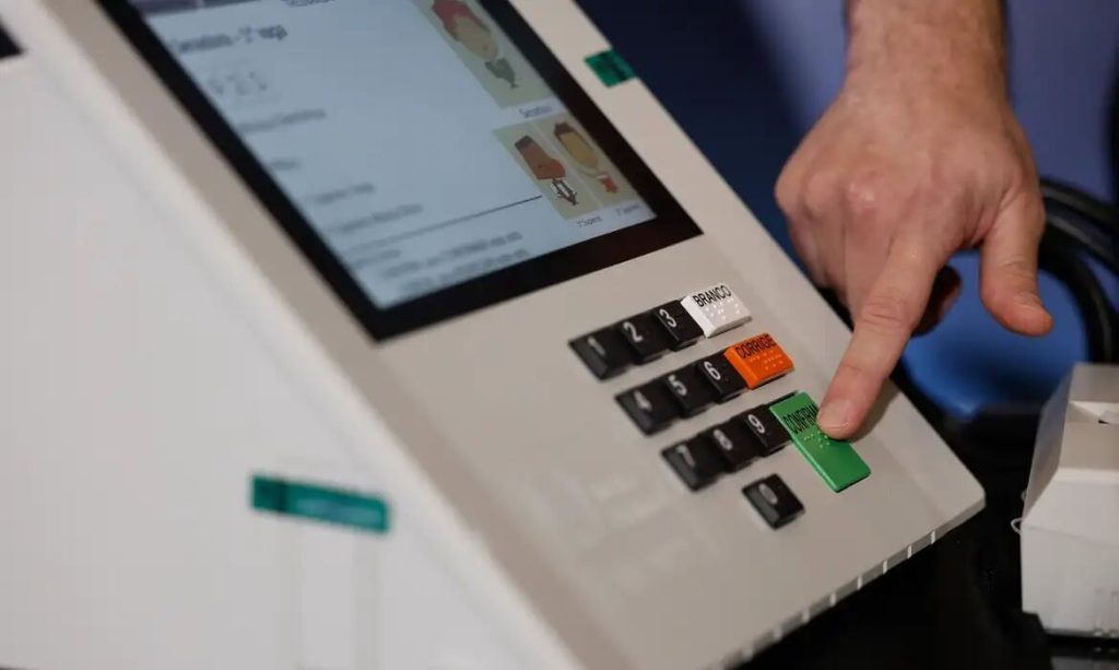 Eleições 2026: como votar e quais números anotar para os candidatos
