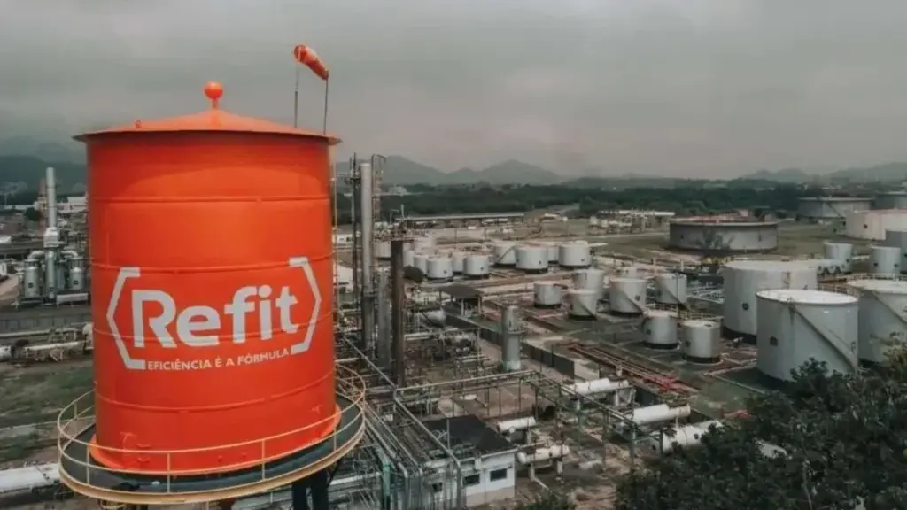 Justiça decreta falência do Grupo Refit e manda bloquear contas e bens de quatro empresas ligadas à Refinaria de Manguinhos no Rio de Janeiro
