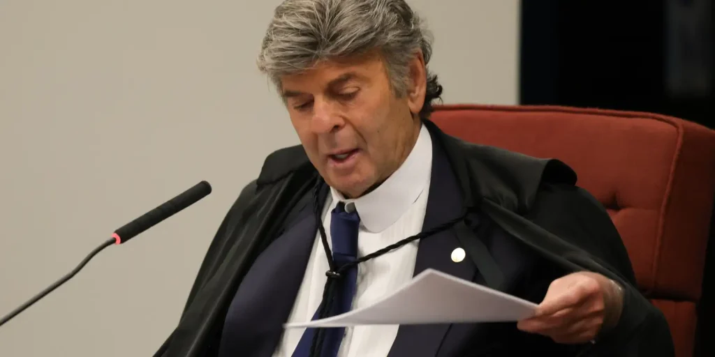 Fux vai relatar ação sobre idas da esposa de Moraes ao Senado Fux vai relatar ação sobre idas da esposa de Moraes ao Senado