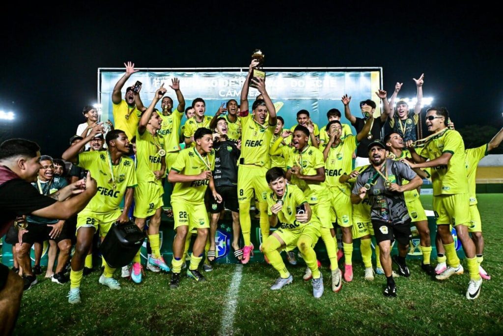 Galvez empata com Santa Cruz e conquista tetracampeonato Estadual Sub-17