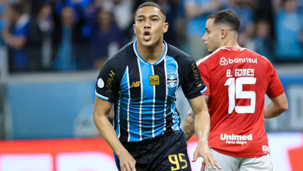 Valsa, aviãozinho e mais: Grêmio emenda provocações ao Inter após vitória