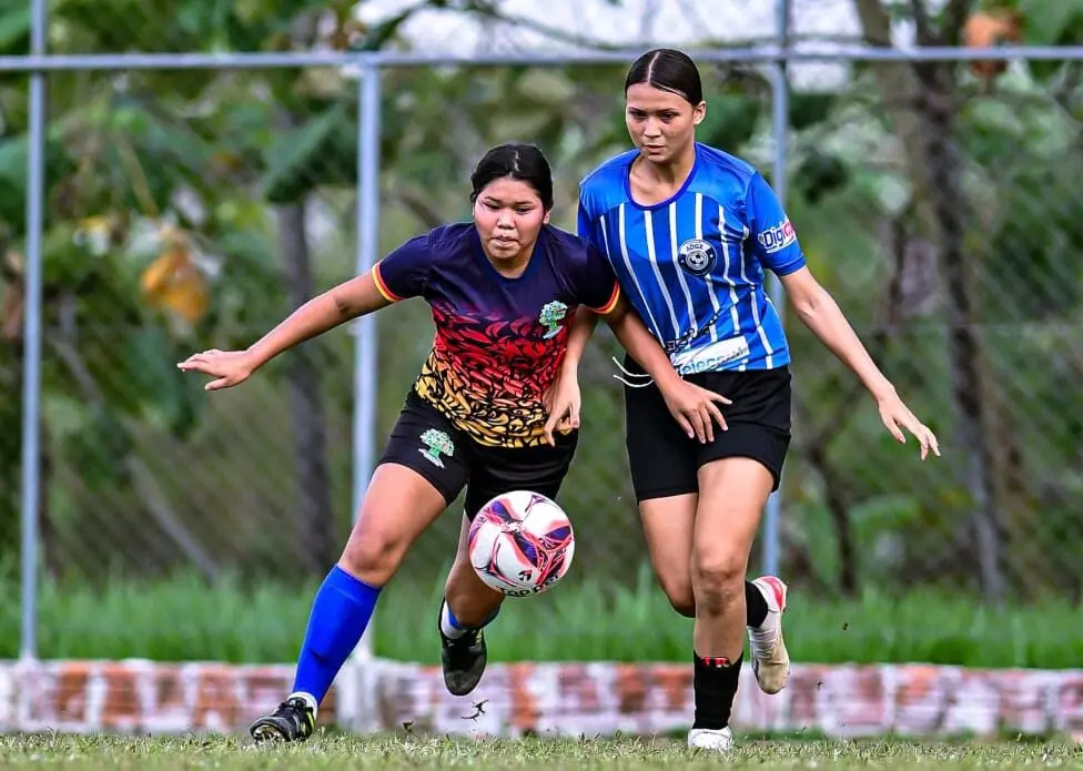 Grêmio Xapuriense e Assermurb disputam final do Estadual Feminino Sub-17 Grêmio Xapuriense e Assermurb disputam final do Estadual Feminino Sub-17