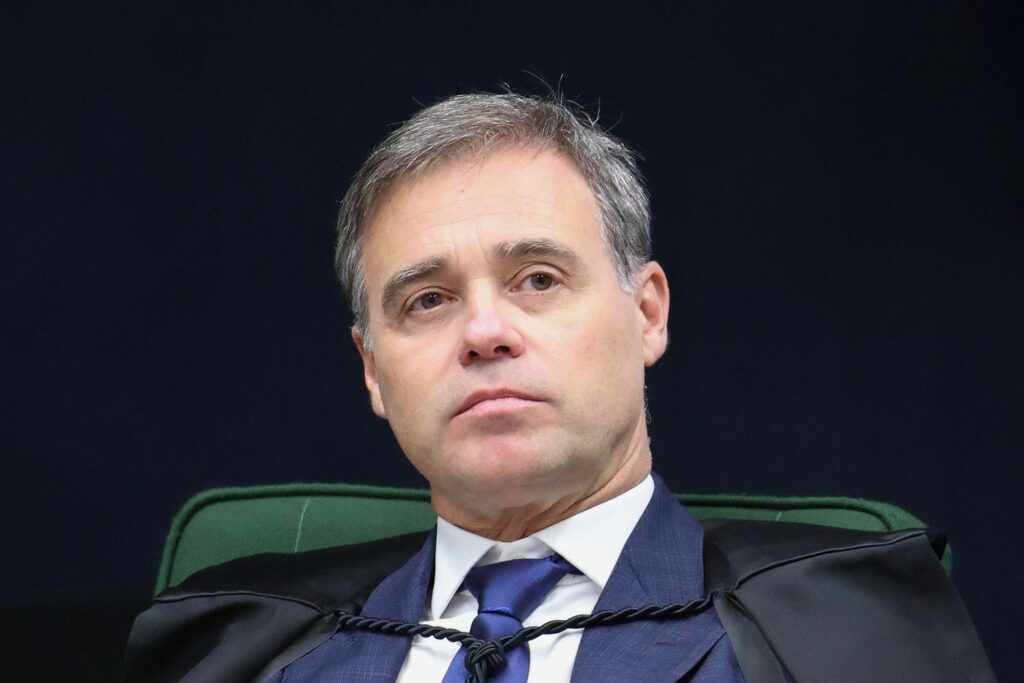 Mendonça será relator de ação no TSE contra reajuste do Bolsa Família