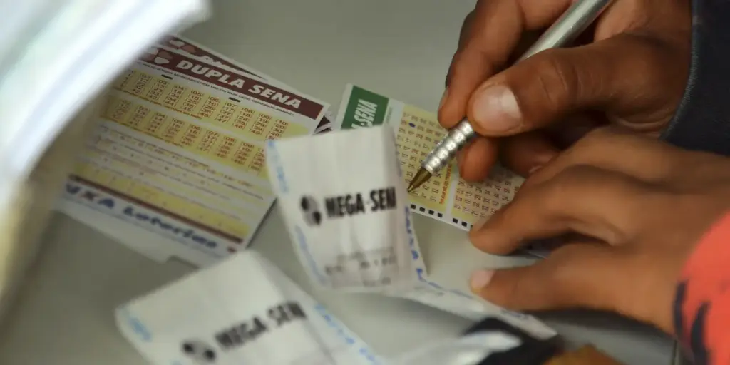 Mega-Sena sorteia prêmio acumulado de R$ 85 milhões neste domingo Mega-Sena sorteia prêmio acumulado de R$ 85 milhões neste domingo