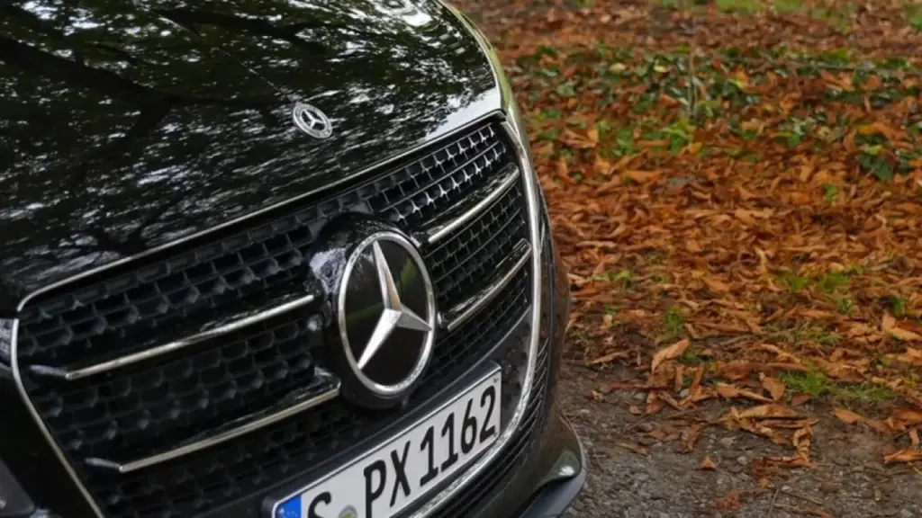 Mercedes-Benz abre pré-venda do Classe V no Brasil por R$ 729,9 mil com sete lugares, duas versões e sistema MBUX Mercedes-Benz abre pré-venda do Classe V no Brasil por R$ 729,9 mil com sete lugares, duas versões e sistema MBUX