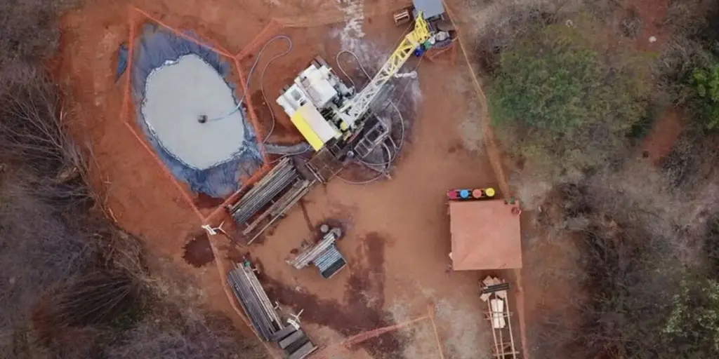 Justiça Federal paralisa atividade de mina de lítio em Minas Gerais Justiça Federal paralisa atividade de mina de lítio em Minas Gerais