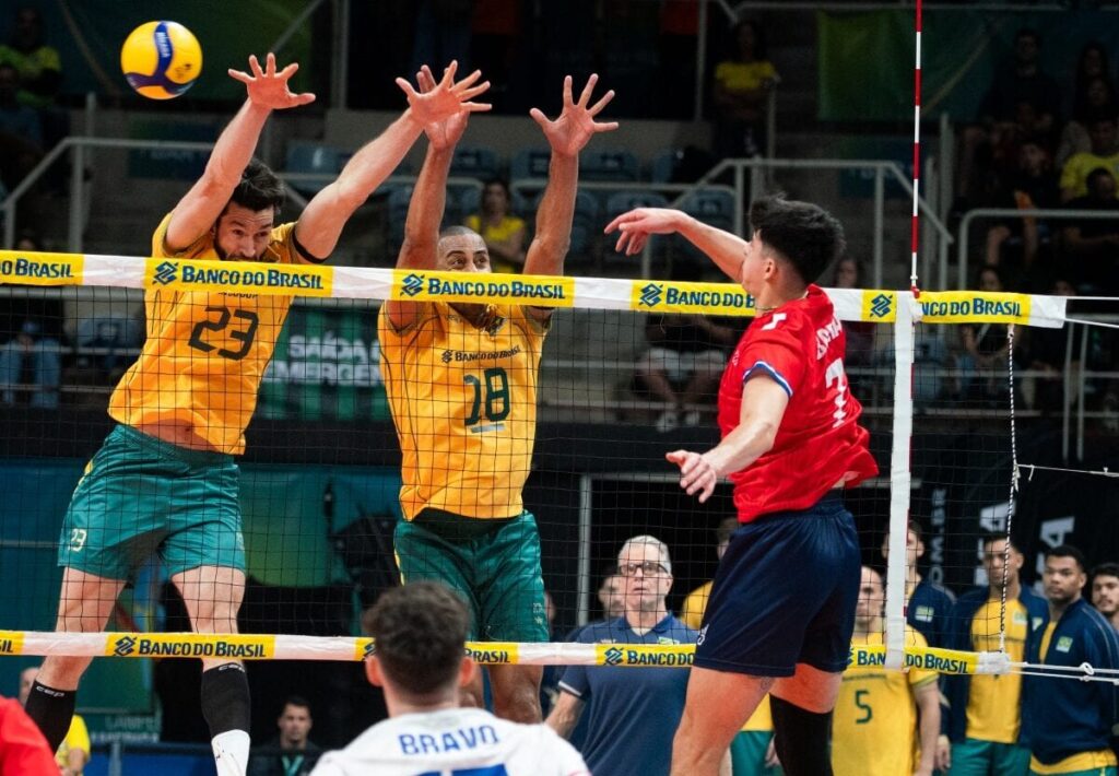 Brasil estreia com vitória sobre o Chile no Sul-Americano de Vôlei