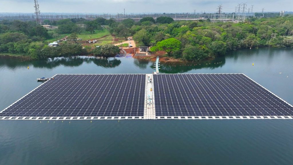 Nordeste perde 507 projetos de usinas solares que pediram à Aneel a revogação das outorgas em 2026, com cerca de 22 GW previstos (perto de 1,5 Itaipu), segundo levantamento da agência, e executivos ouvidos pelo Movimento Econômico culpam os cortes de geração
