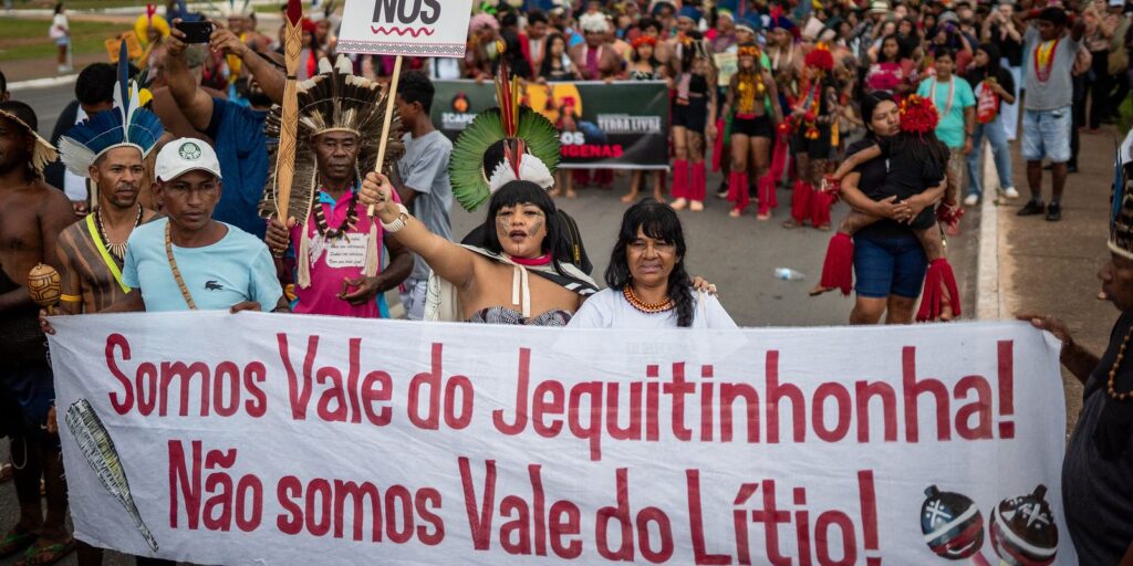 Maioria dos projetos no Congresso ameaçam indígenas, diz pesquisa Maioria dos projetos no Congresso ameaçam indígenas, diz pesquisa