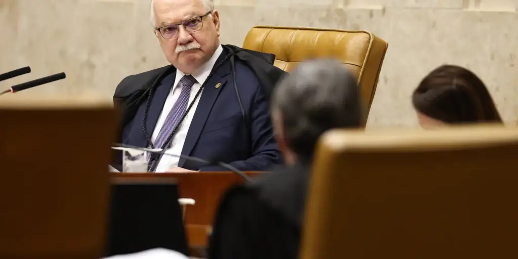 Presidente do STF diz que gravidade dos fatos não autoriza atalhos Presidente do STF diz que gravidade dos fatos não autoriza atalhos