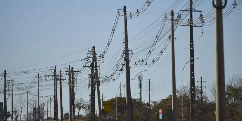 Em 5 anos, furto de fios de cobre no Rio deu prejuízo de R$ 69 milhões Em 5 anos, furto de fios de cobre no Rio deu prejuízo de R$ 69 milhões