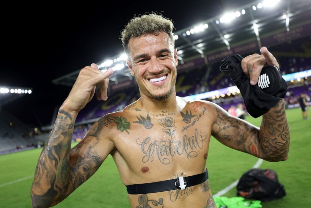 Santos contrata Philippe Coutinho, ex-jogador do Vasco