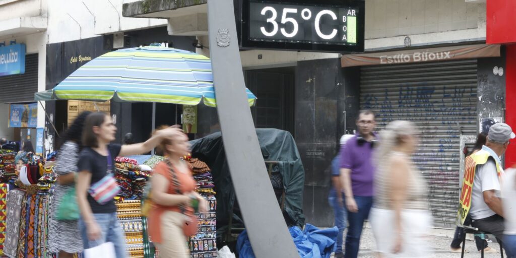 Mudanças climáticas figuram como crise de saúde pública, diz Padilha Mudanças climáticas figuram como crise de saúde pública, diz Padilha