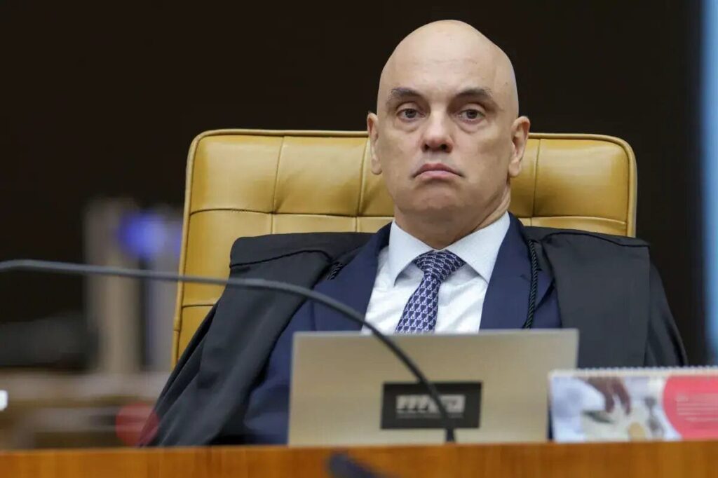 STF discute investigação sobre Alexandre de Moraes em sessão tumultuada STF discute investigação sobre Alexandre de Moraes em sessão tumultuada