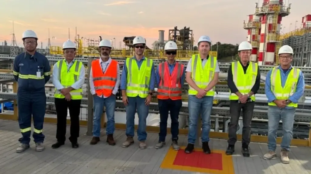 Termelétrica Manaus I liga duas turbinas antes do prazo e injeta 114,8 MW no sistema elétrico, enquanto a terceira unidade de 48,1 MW fica para dezembro Termelétrica Manaus I liga duas turbinas antes do prazo e injeta 114,8 MW no sistema elétrico, enquanto a terceira unidade de 48,1 MW fica para dezembro