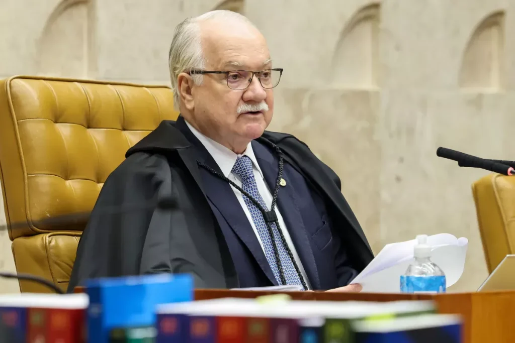 Fachin cria filtro para pedidos protocolados em processos já existentes após atalhos de Dino e Gilmar