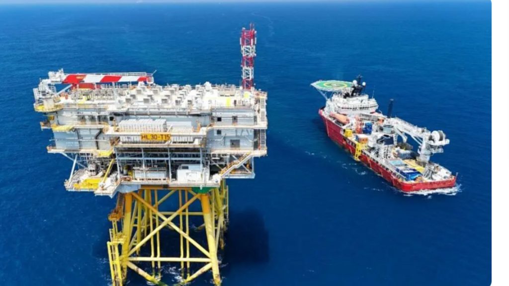 Gigantesco parque eólico offshore instalado a até 70 km da costa de Taiwan conclui montagem de 73 turbinas, alcança 1 GW e gera energia para abastecer mais de 1 milhão de residências Gigantesco parque eólico offshore instalado a até 70 km da costa de Taiwan conclui montagem de 73 turbinas, alcança 1 GW e gera energia para abastecer mais de 1 milhão de residências