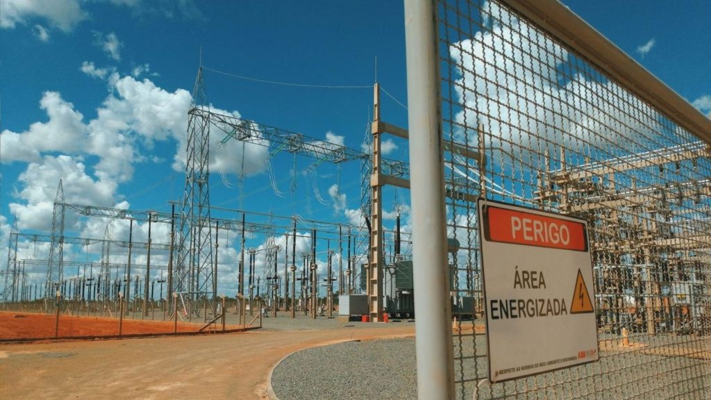 Mineração de dogecoin e energia: por que a eletricidade define a conta