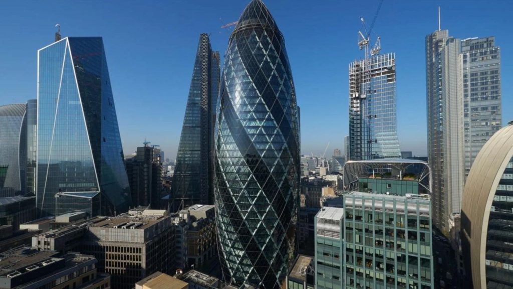 Prédio de 70 andares e quase 300 metros de altura poderá ser construído ao lado de famoso arranha-céu de Londres e terá mais de 100 mil metros quadrados de escritórios