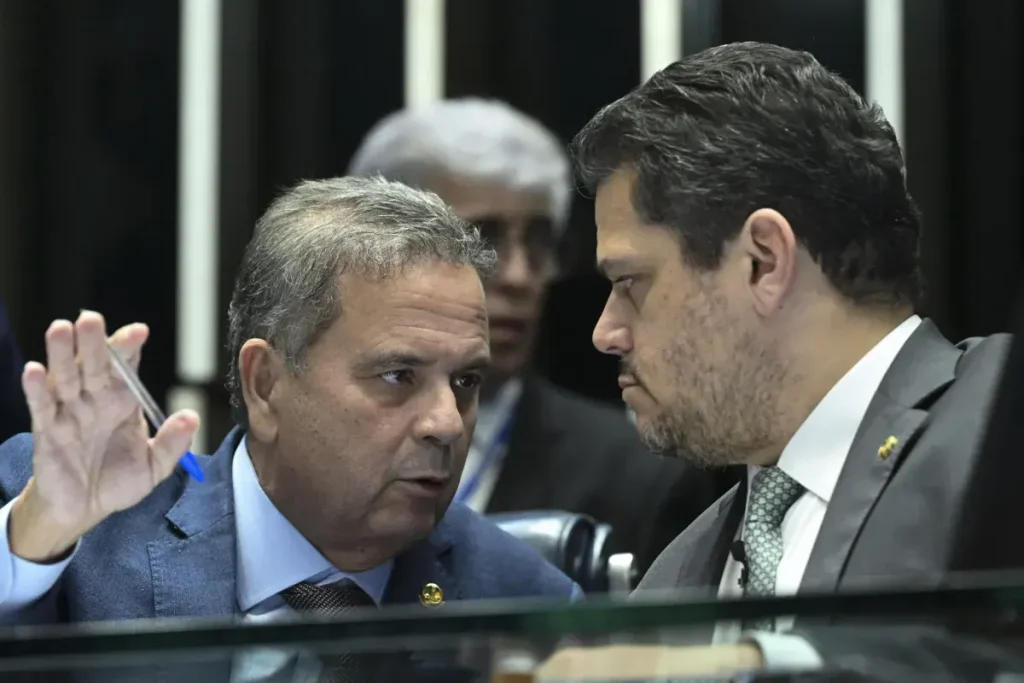 Centrão fica em alerta e direita, otimista para eleição interna do Congresso