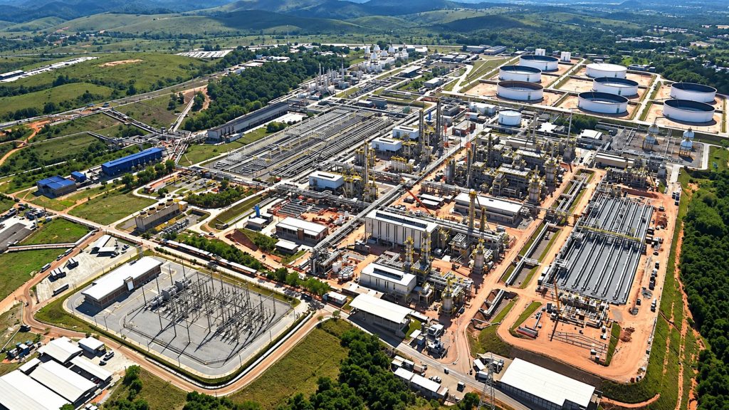 Primeiro leilão de gás natural da União vende 100% dos 110 lotes para 23 empresas, negocia 1,1 milhão de m³ por dia e registra ágio médio de 35% para fornecimento em 2027 Primeiro leilão de gás natural da União vende 100% dos 110 lotes para 23 empresas, negocia 1,1 milhão de m³ por dia e registra ágio médio de 35% para fornecimento em 2027
