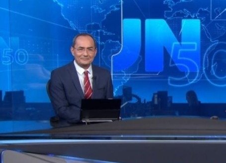 Legado na TV: Relembre a participação histórica de Ayres Rocha nos 50 anos do Jornal Nacional Legado na TV: Relembre a participação histórica de Ayres Rocha nos 50 anos do Jornal Nacional