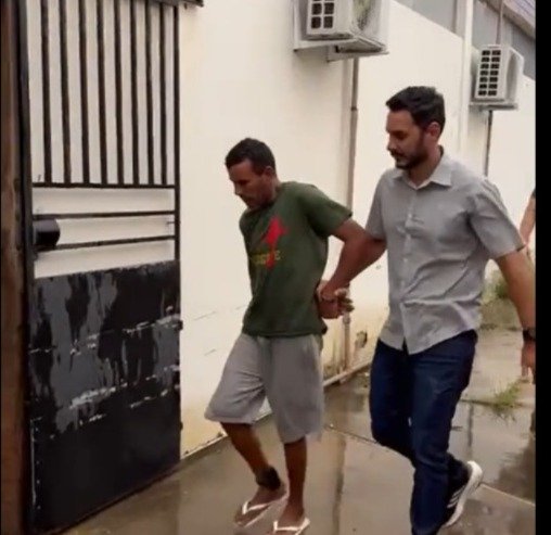 Acusado de ameaçar moradores e comerciantes na Sobral é preso Acusado de ameaçar moradores e comerciantes na Sobral é preso