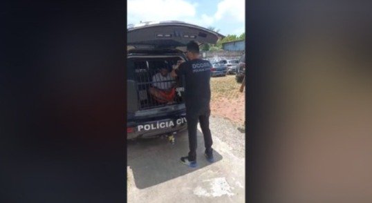 A casa caiu: Dupla é investigada por série de roubos de motos e celulares em Rio Branco A casa caiu: Dupla é investigada por série de roubos de motos e celulares em Rio Branco