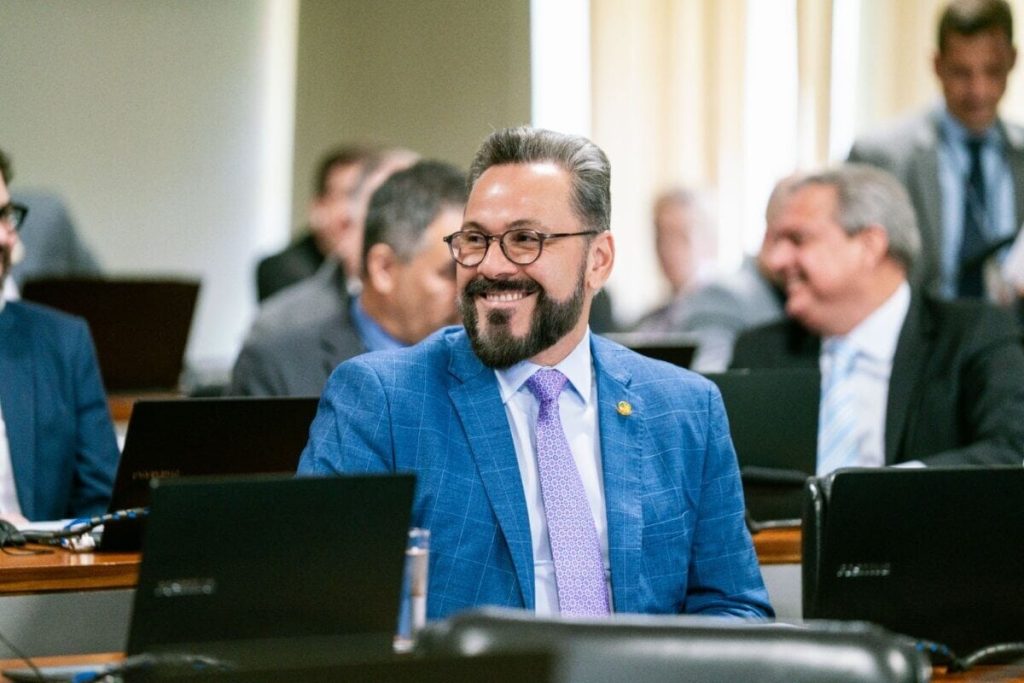 Senado aprova adicional de fronteira para mais categorias de servidores