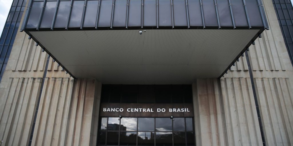 TCU aprova contas do BC de 2025 após desvincular processo do Master TCU aprova contas do BC de 2025 após desvincular processo do Master