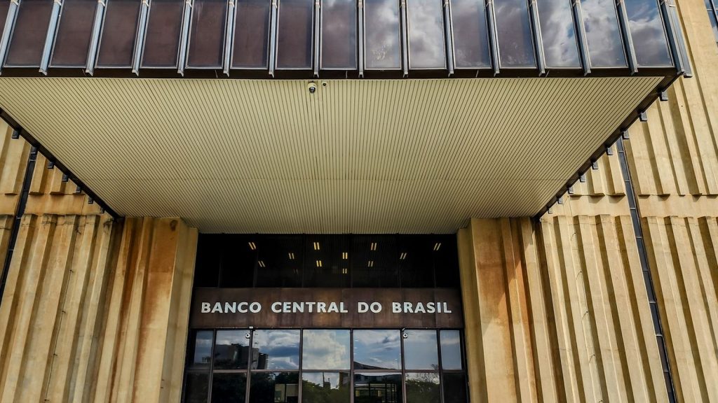 Reajustes salariais de 5,27% e 83% das convenções acima da inflação: o novo indicador do Banco Central mostra quanto o trabalhador ganhou e por que isso mexe com a Selic