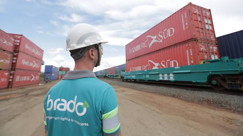 Brado investe quase R$ 60 milhões para reduzir viagens de caminhões vazios Brado investe quase R$ 60 milhões para reduzir viagens de caminhões vazios