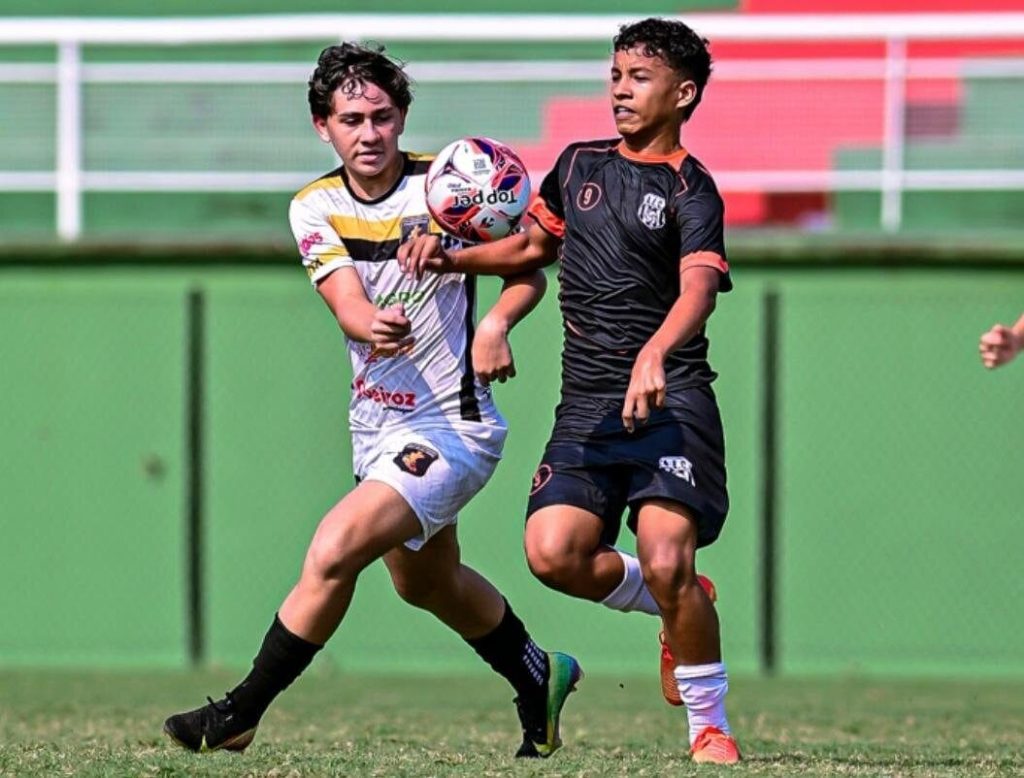 Campeonato Estadual Sub-15 retoma jogos com sete partidas Campeonato Estadual Sub-15 retoma jogos com sete partidas