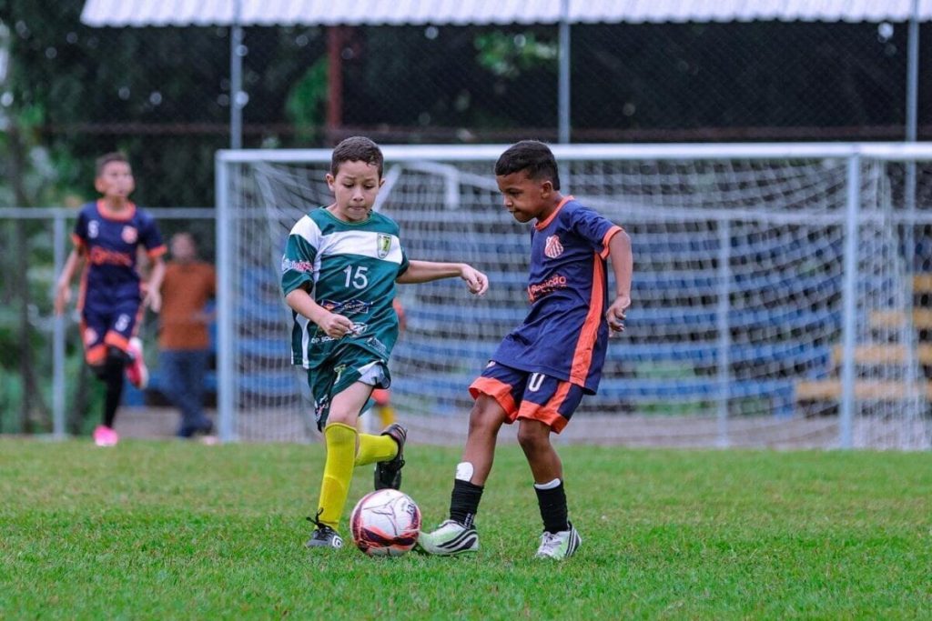CT da Baixada e Santa Cruz se destacam no Campeonato Estadual Sub-11