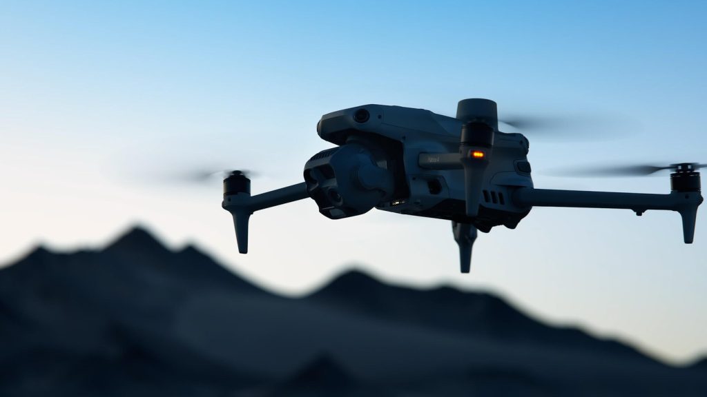 184 drones com câmera térmica que enxerga no escuro e voa 49 minutos vão para as polícias dos 27 estados, numa compra de R$ 6,3 milhões contra o crime organizado
