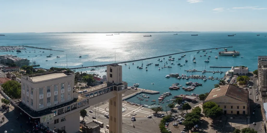 Em Salvador, quem estiver na seção eleitoral às 17h poderá votar Em Salvador, quem estiver na seção eleitoral às 17h poderá votar