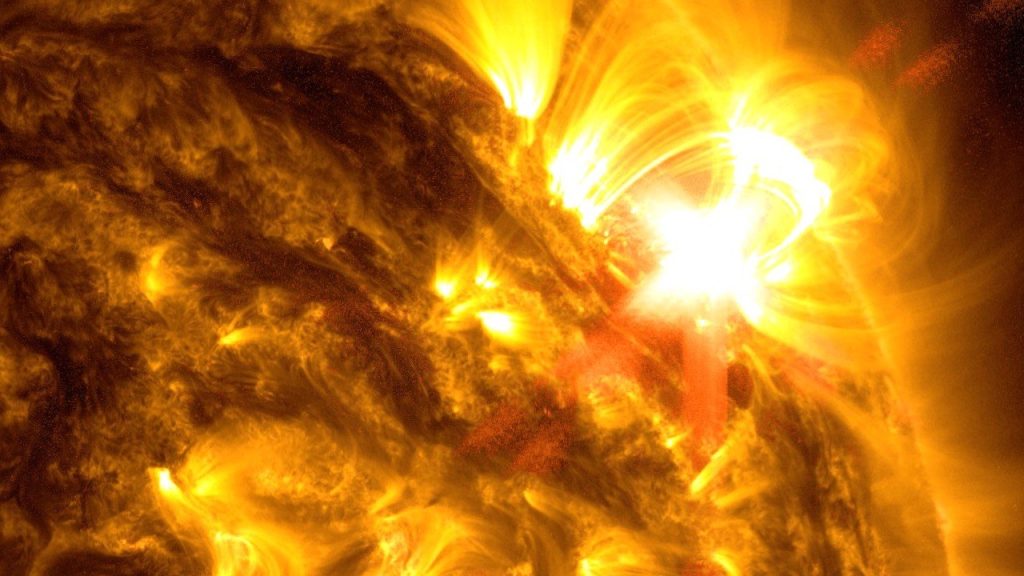 Erupção solar pode afetar GPS, rádio e energia? Nas 3 escalas da NOAA, o que separa interferência de uma tempestade severa Erupção solar pode afetar GPS, rádio e energia? Nas 3 escalas da NOAA, o que separa interferência de uma tempestade severa