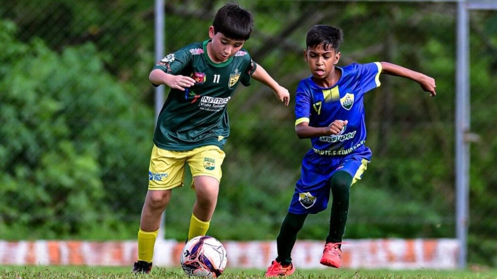 Escola Galvez e Botafogo garantem classificação na 2ª fase do Estadual Sub-11 Escola Galvez e Botafogo garantem classificação na 2ª fase do Estadual Sub-11