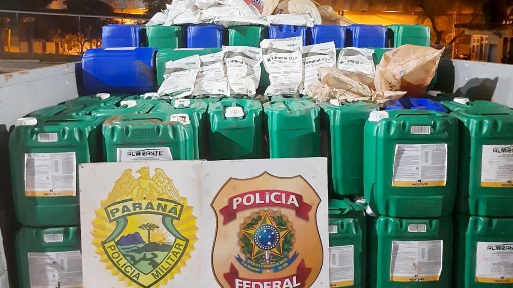Facções criminosas avançam sobre o agronegócio brasileiro, roubam cargas e falsificam produtos, enquanto pesquisadores apontam risco também às exportações