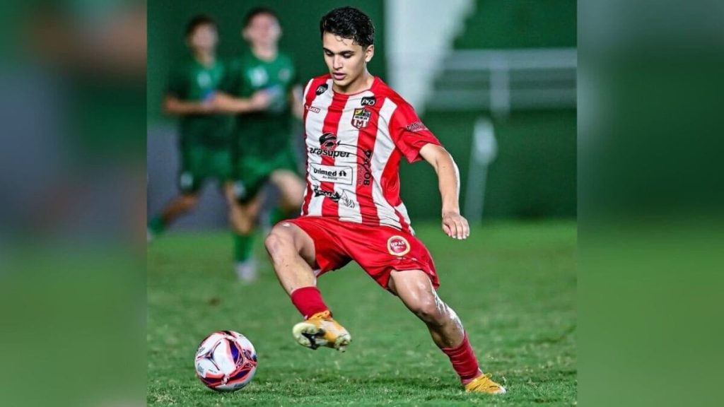 Galvez contrata jogadores do Santa Cruz para Supercopa Capital Sub-17 Galvez contrata jogadores do Santa Cruz para Supercopa Capital Sub-17