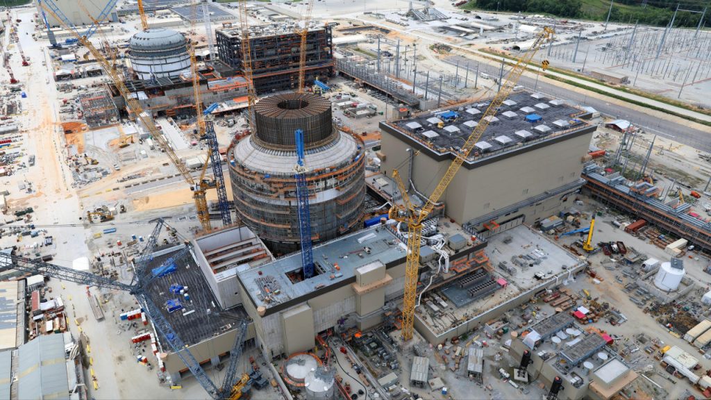 Com até seis reatores e 6,6 GW, empresa mira obras em 2028 no Kentucky e propõe complexo nuclear que poderá superar a maior usina dos Estados Unidos em capacidade de geração