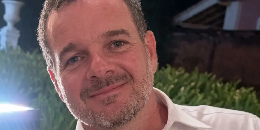 Juiz é encontrado morto dentro de veículo em chamas no interior de SP