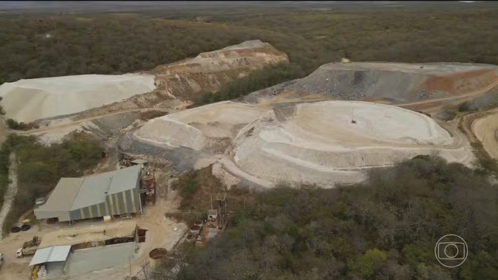 Minerais críticos e estratégicos concentram 57% dos empregos da mineração brasileira, reúnem 129,4 mil trabalhadores e registram salários medianos de R$ 11,8 mil para profissionais com ensino superior, revela ANM Minerais críticos e estratégicos concentram 57% dos empregos da mineração brasileira, reúnem 129,4 mil trabalhadores e registram salários medianos de R$ 11,8 mil para profissionais com ensino superior, revela ANM